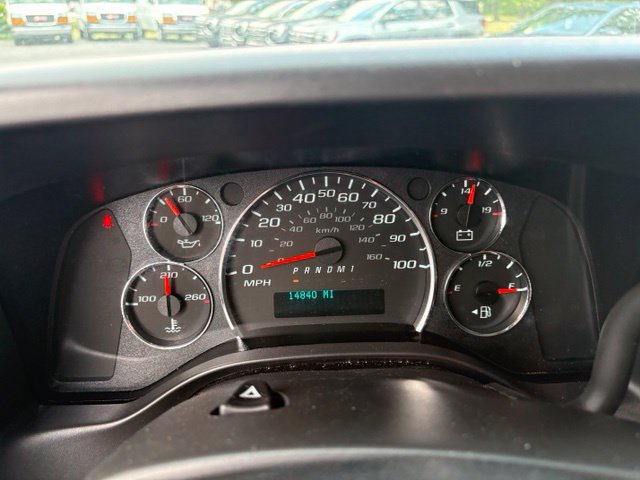Used 2025 Chevrolet Express 2500 w/ Driver Convenience Package RWD image 37