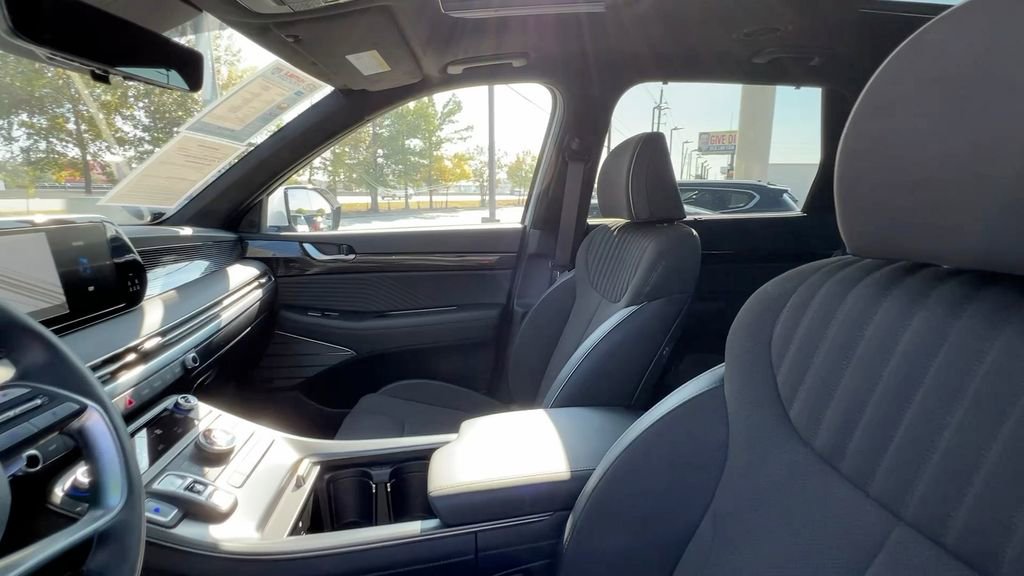 Used 2025 Hyundai Palisade Calligraphy image 31