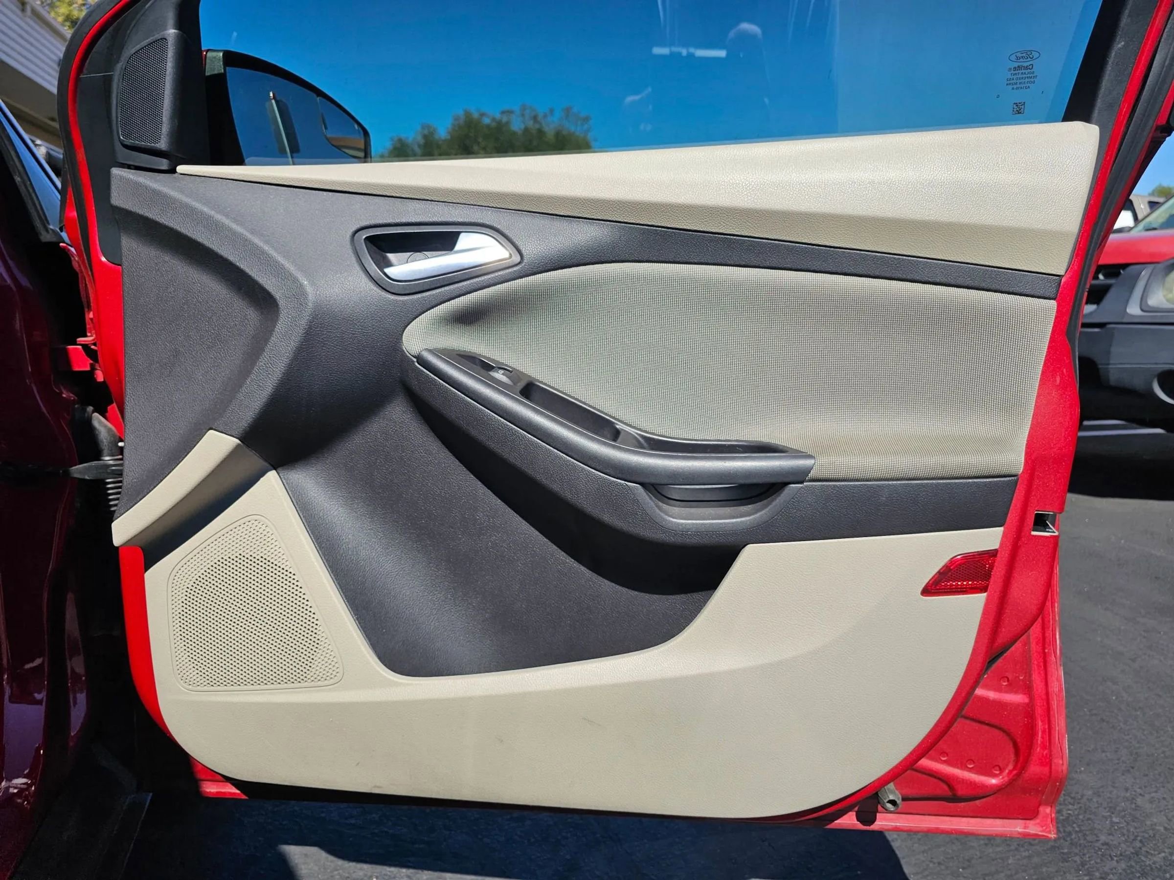 Used 2012 Ford Focus SE image 20