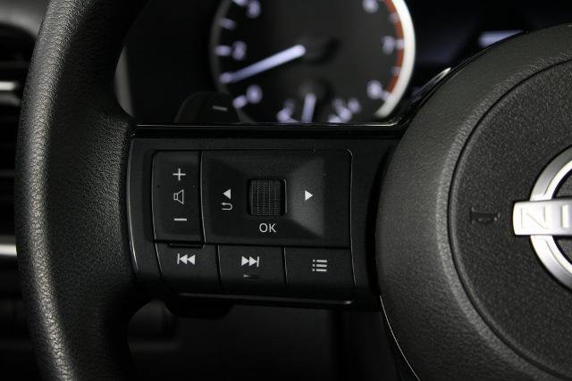 Certified 2022 Nissan Rogue SV image 23