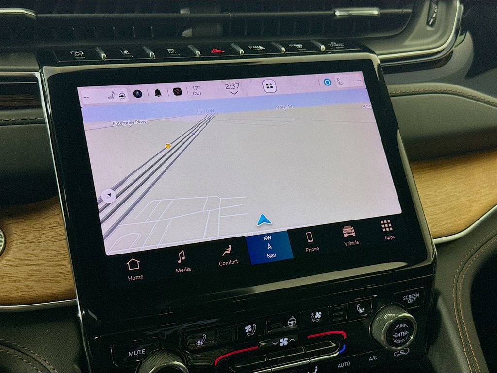 Used 2023 Jeep Grand Cherokee Summit image 14