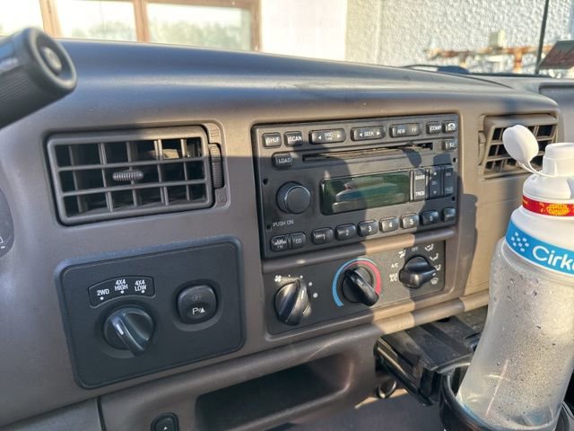 Used 2003 Ford F350 Lariat AWD/4WD image 17