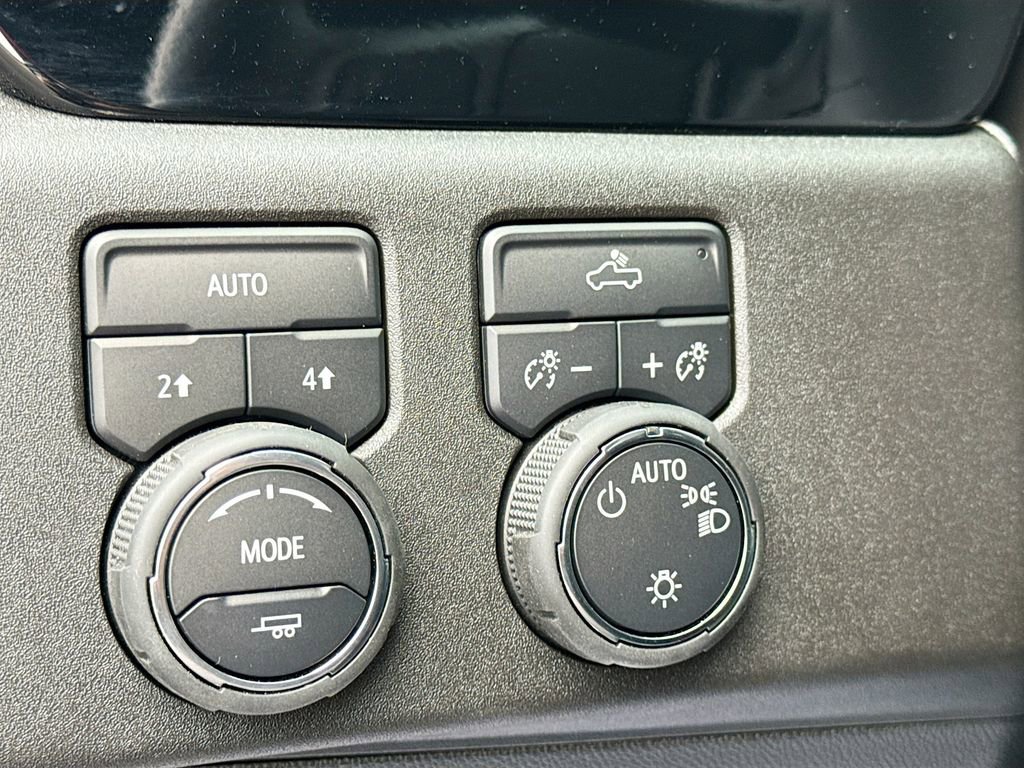 New 2025 Chevrolet Silverado 1500 LT w/ Leather Package image 10