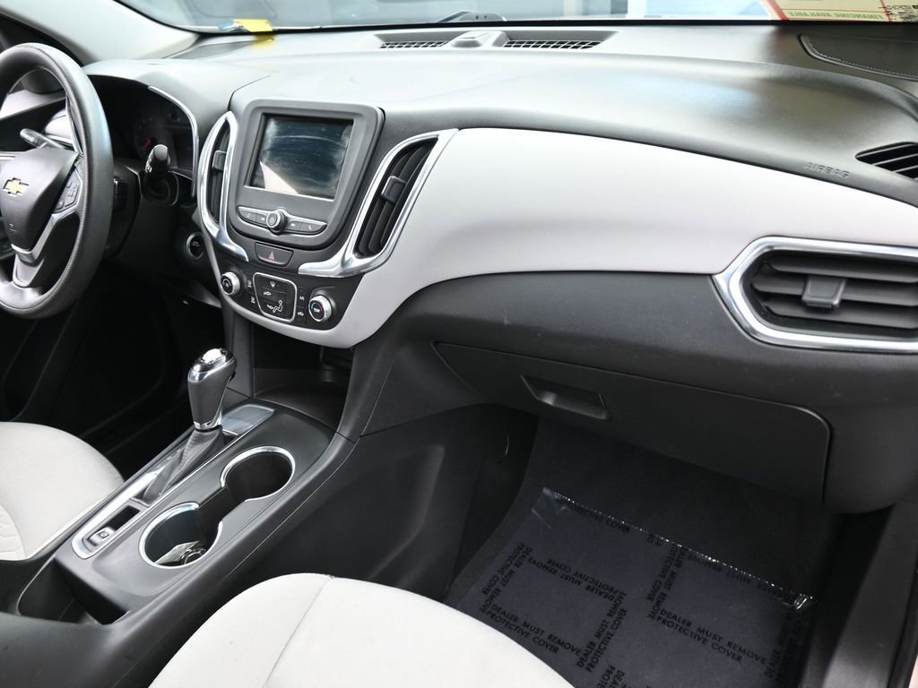 Used 2019 Chevrolet Equinox LS image 39