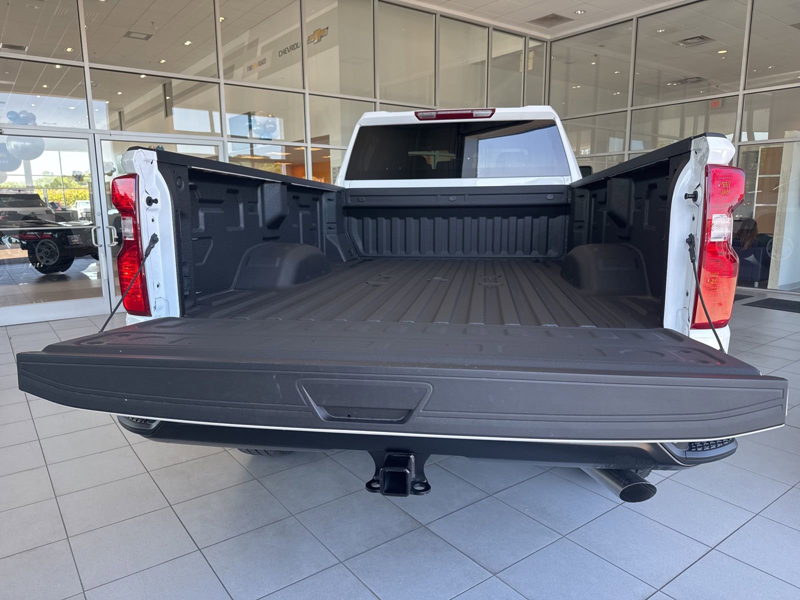 New 2025 Chevrolet Silverado 3500 W/T image 11