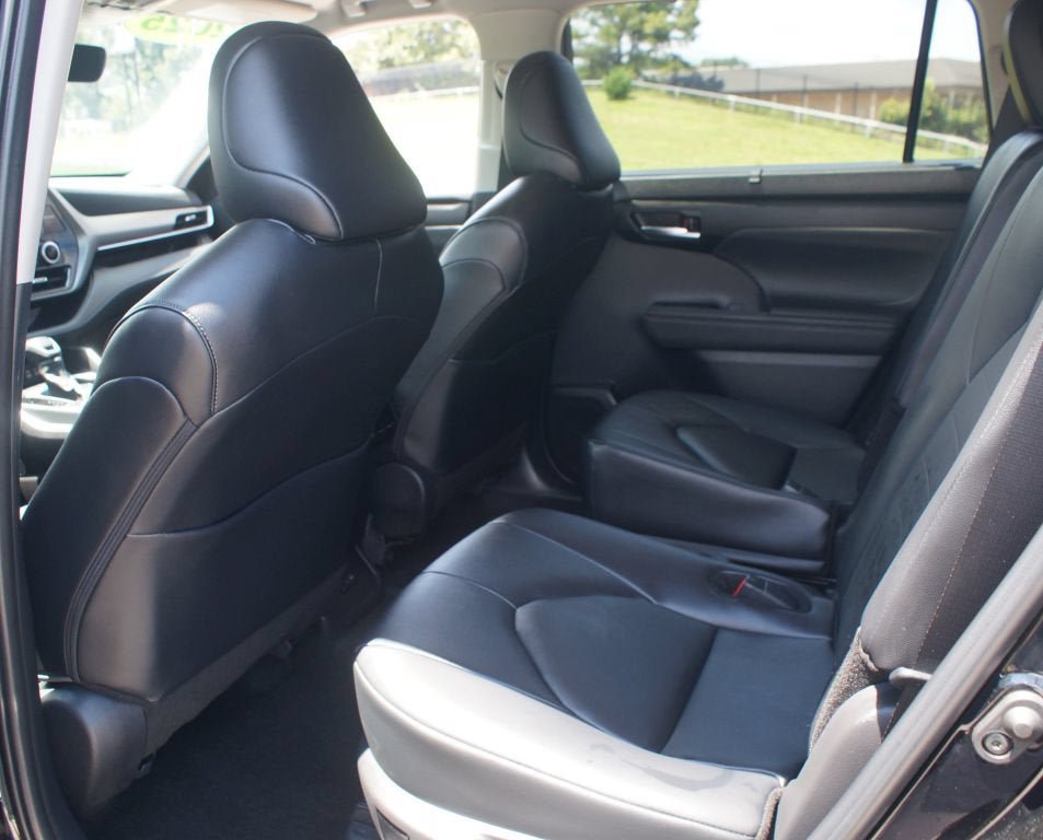 Certified 2026 Toyota Highlander XLE AWD/4WD image 15