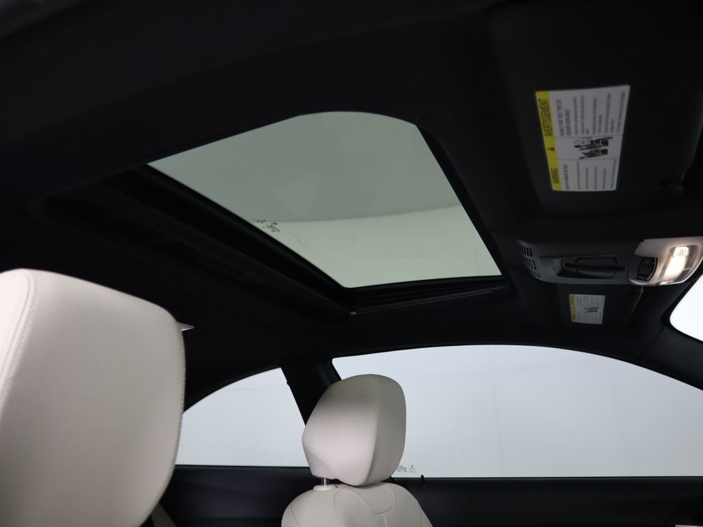 Used 2019 BMW 230i Coupe w/ Convenience Package image 18