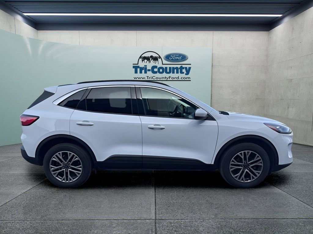 Used 2022 Ford Escape SEL image 8