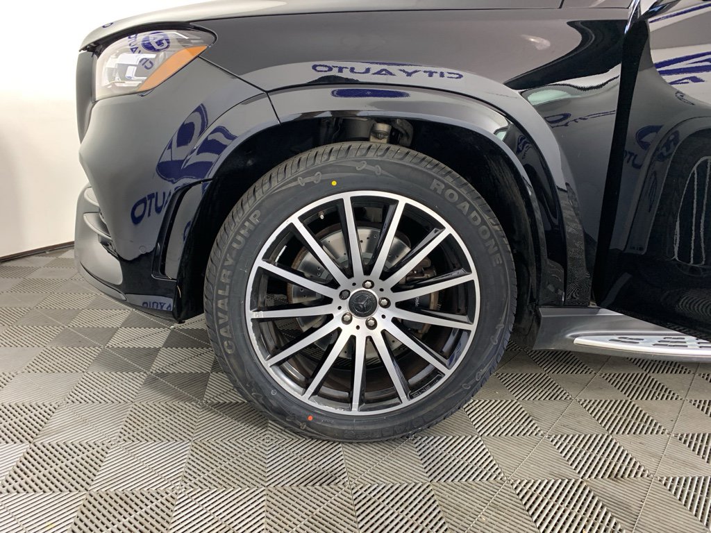 Used 2023 Mercedes-Benz GLS 450 450 4MATIC image 11