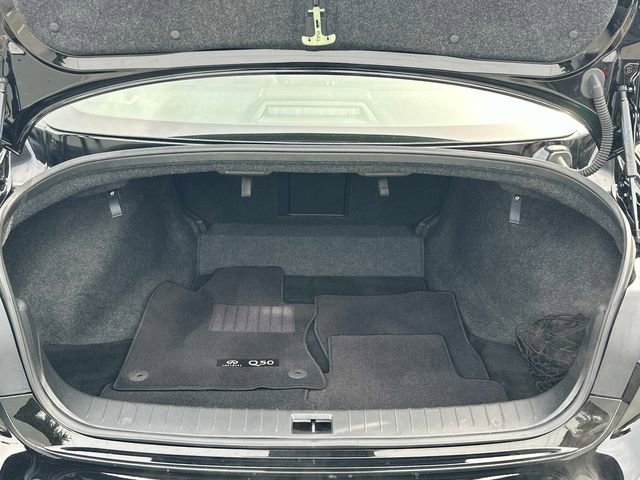 Used 2023 INFINITI Q50 Luxe w/ Cargo Package image 19