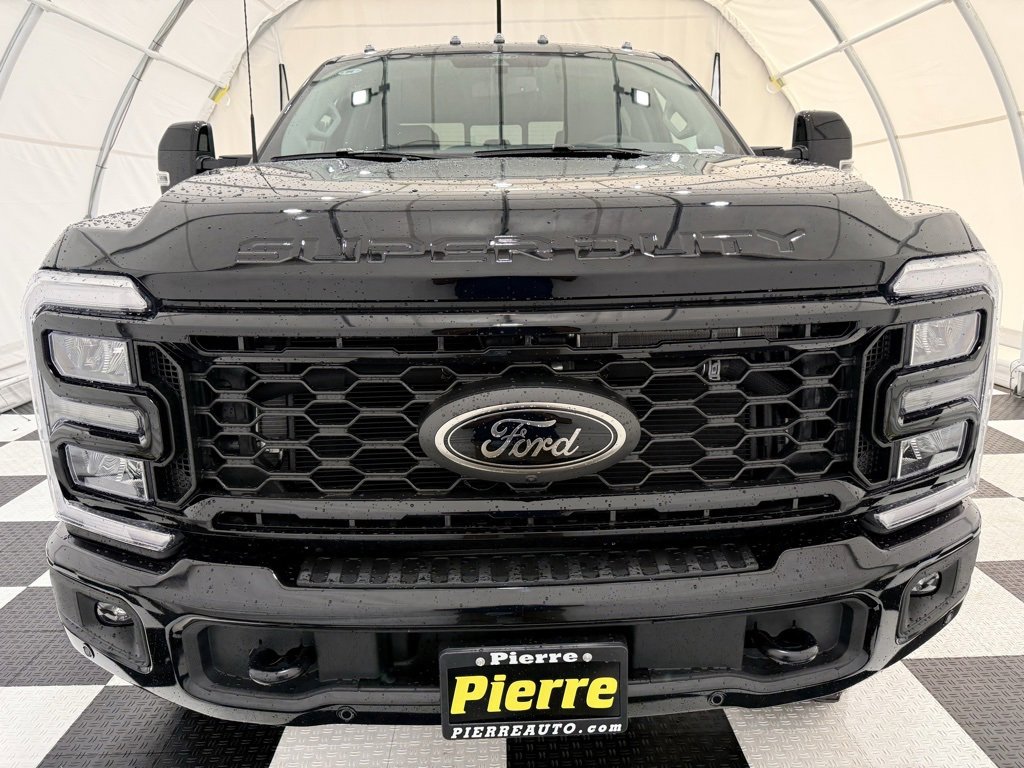 New 2026 Ford F350 4x4 Crew Cab Super Duty image 9
