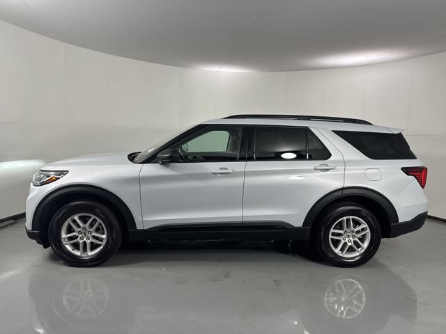 Used 2026 Ford Explorer Active AWD/4WD image 30