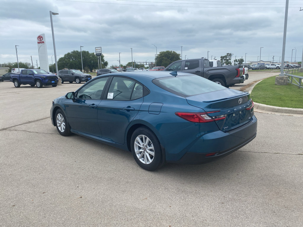 Used 2026 Toyota Camry LE w/ Convenience Package FWD image 15