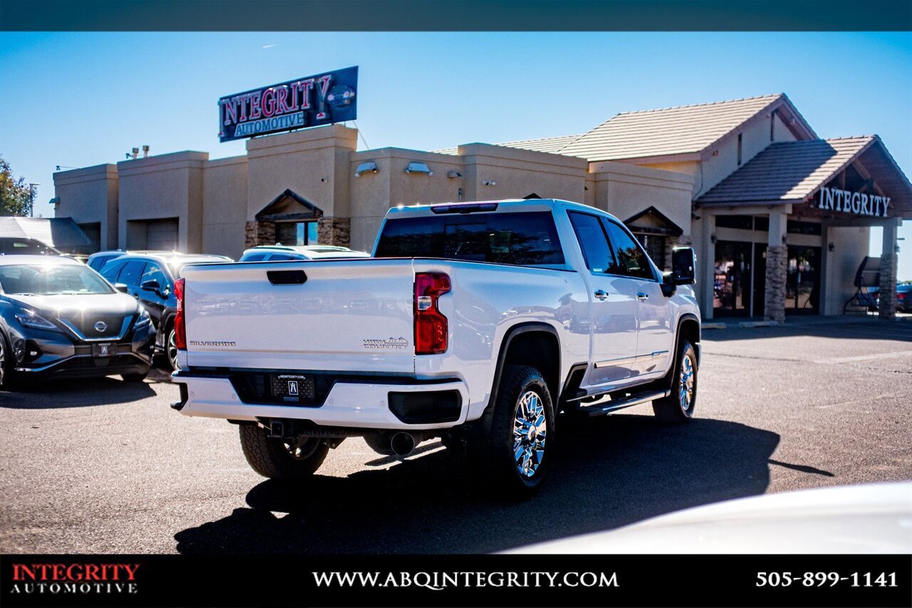 Used 2024 Chevrolet Silverado 2500 High Country w/ High Country Premium Package image 7
