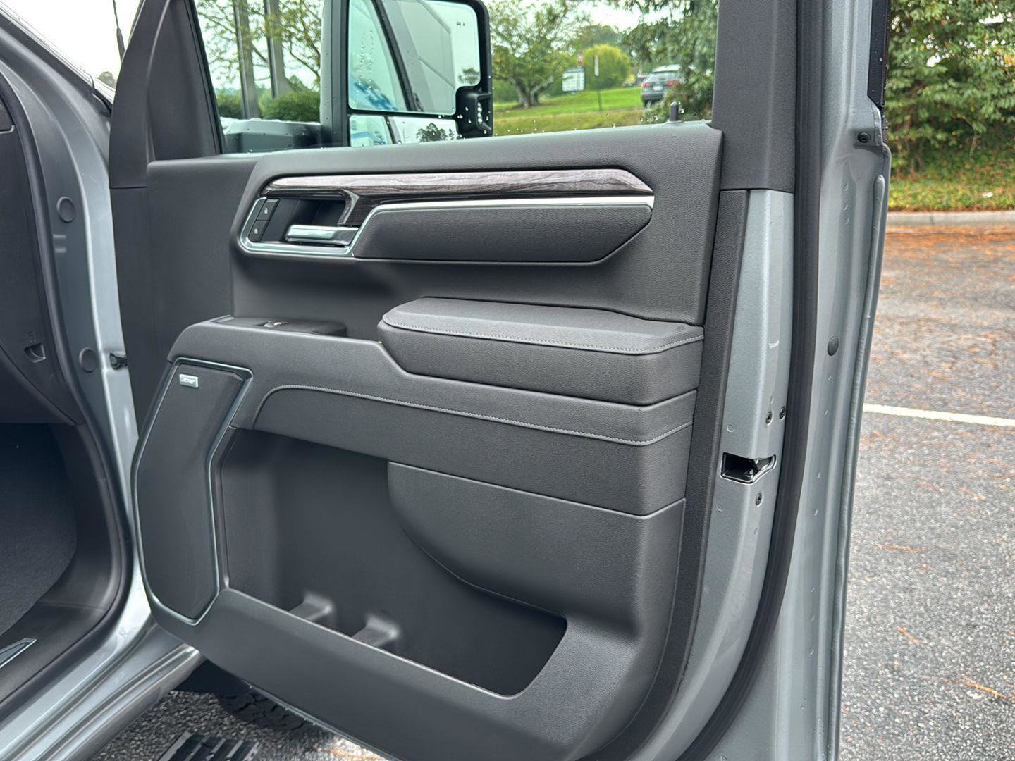 New 2026 Chevrolet Silverado 2500 LTZ w/ Trail Boss Package image 12