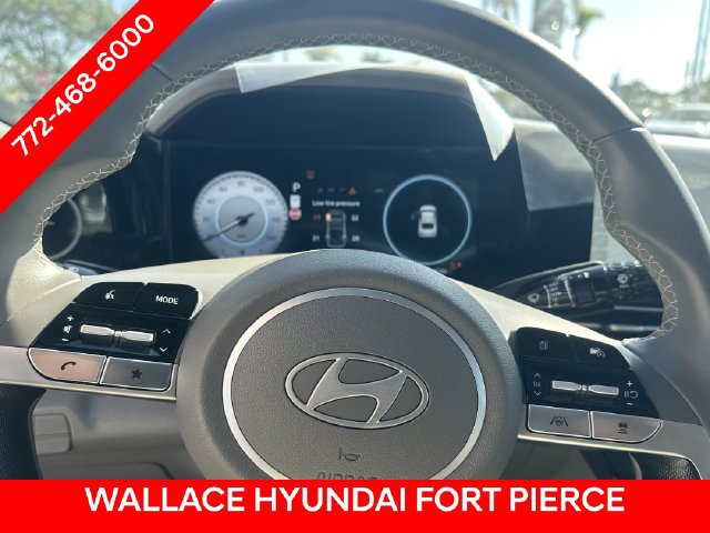 Used 2025 Hyundai Elantra SEL FWD image 19
