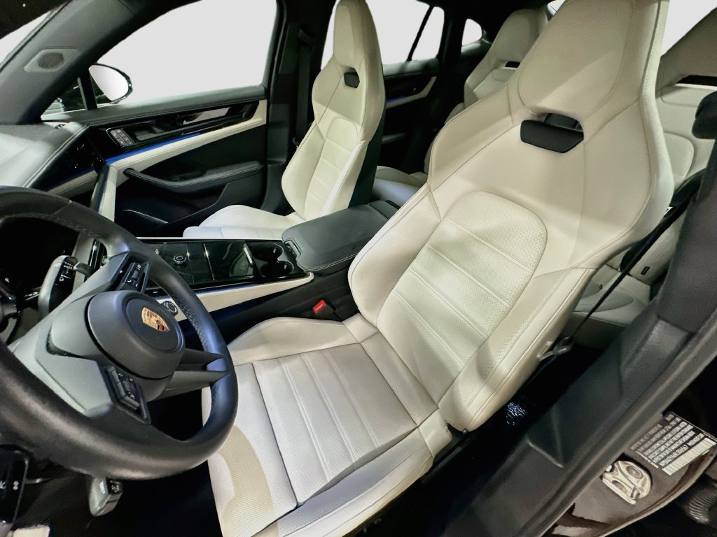 Certified 2024 Porsche Panamera 4 AWD/4WD image 5