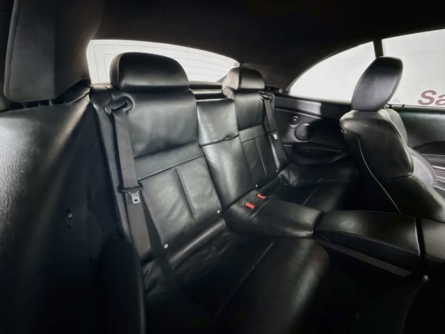 Used 2007 BMW M6 Convertible RWD image 32