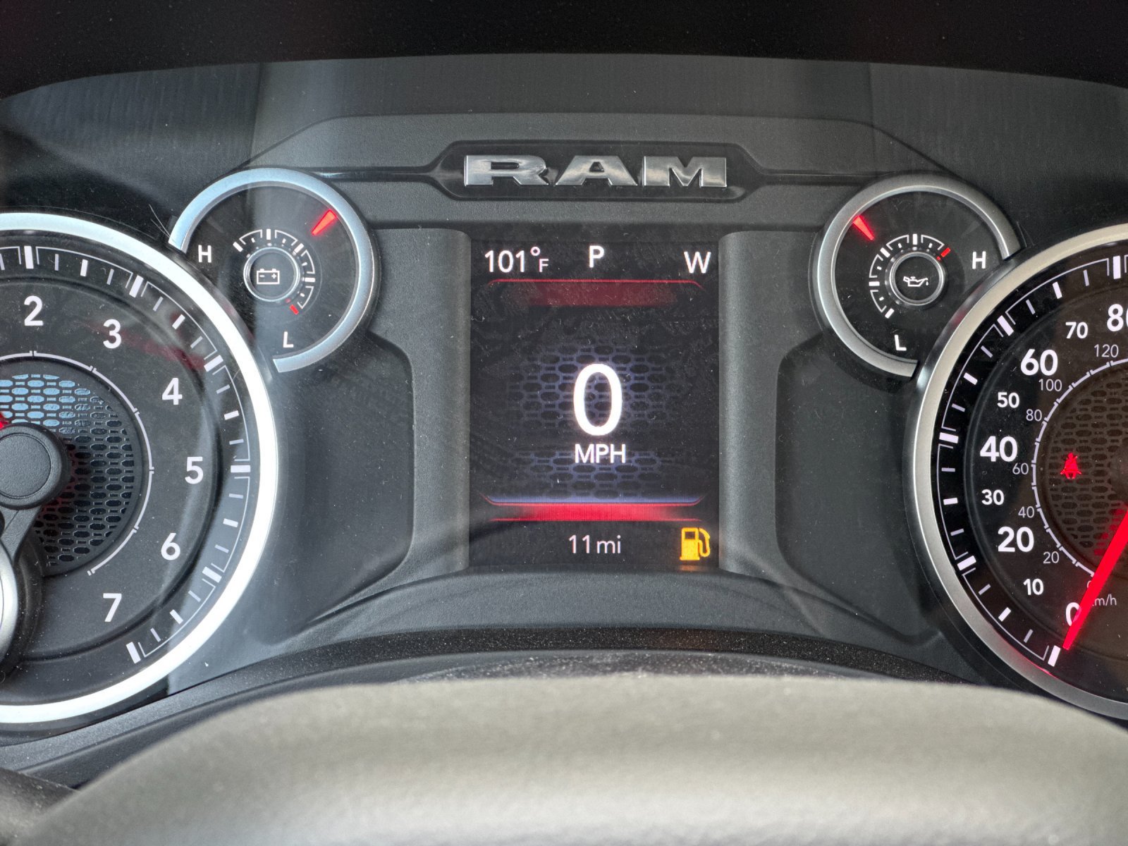 New 2026 RAM 1500 Express AWD/4WD image 26