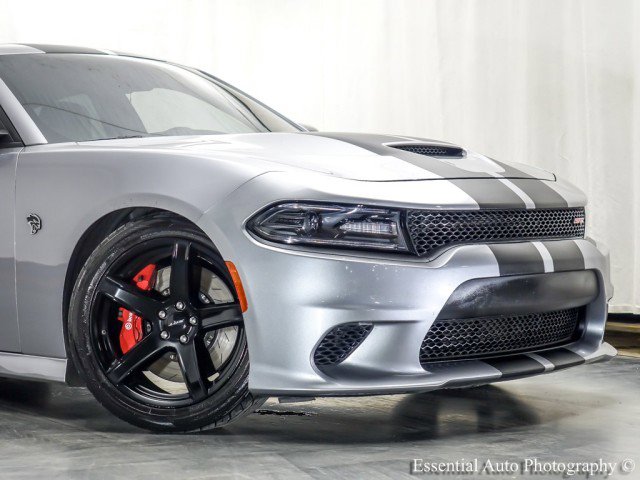 Used 2016 Dodge Charger SRT Hellcat image 2