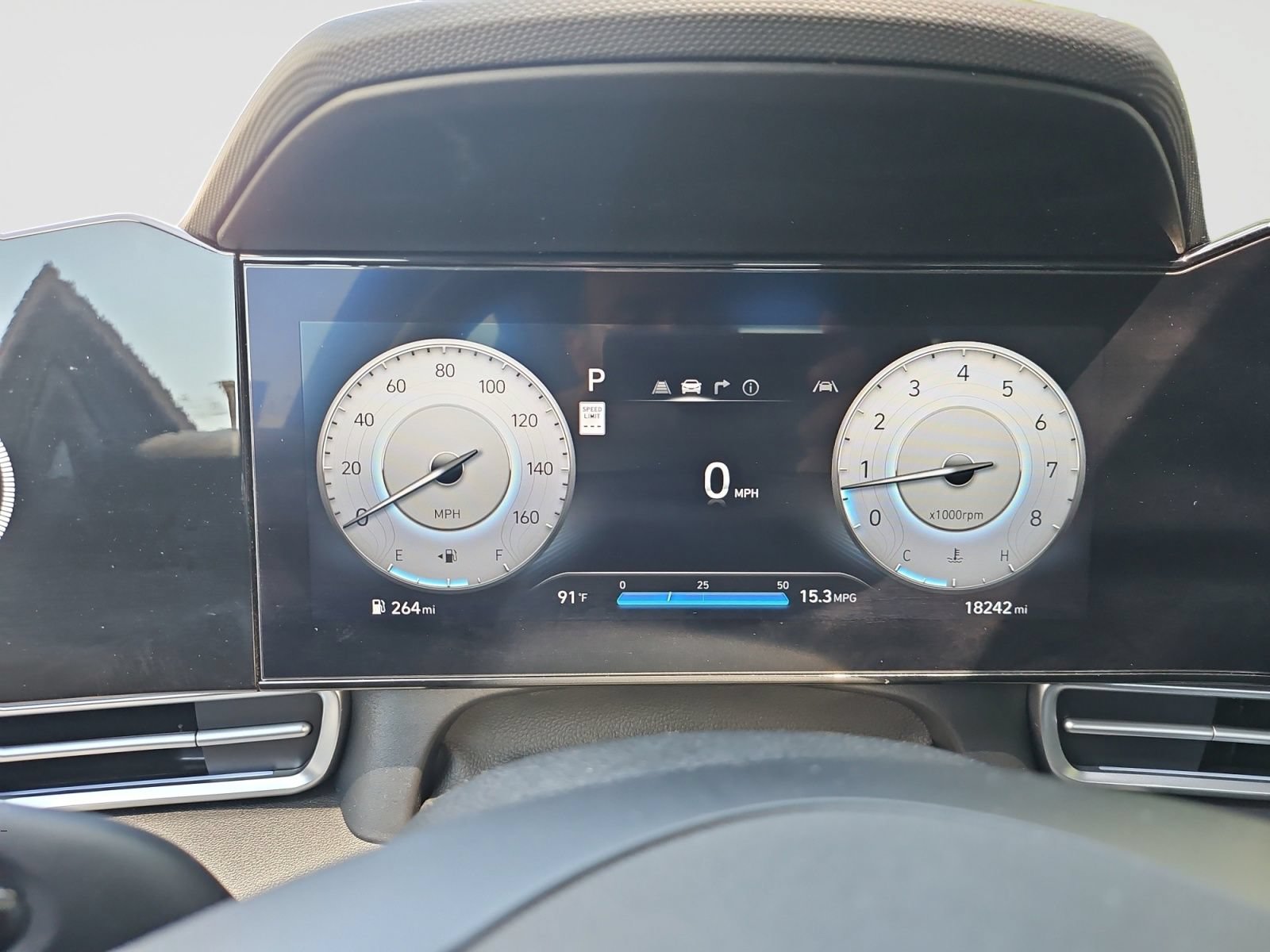 Used 2025 Hyundai Elantra SEL FWD image 26