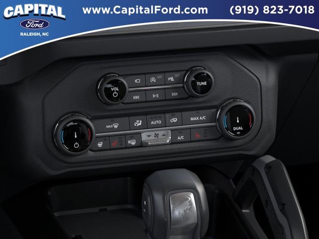 New 2026 Ford Bronco Outer Banks w/ Sasquatch Package AWD/4WD image 16