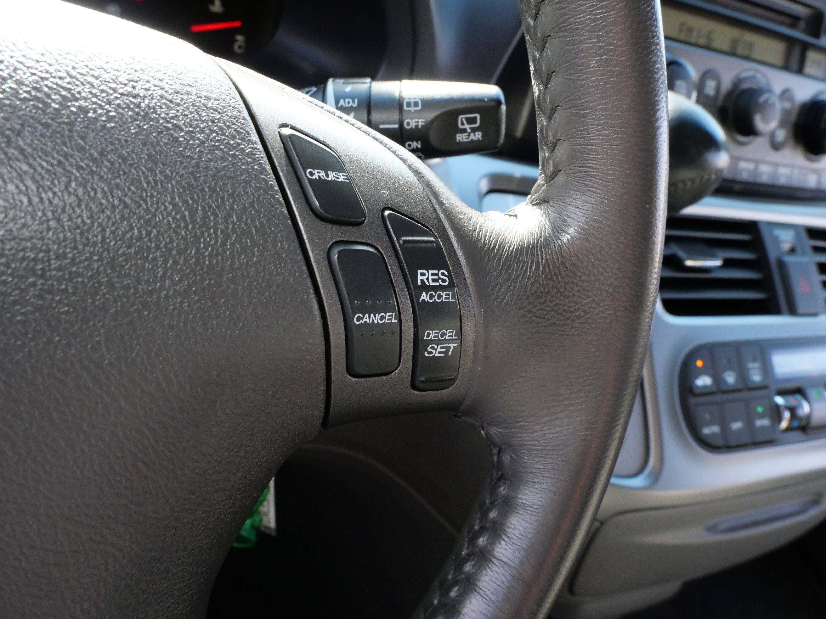 Used 2010 Honda Odyssey EX-L image 25
