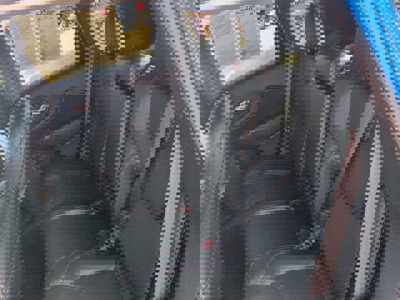 Used 2022 Jeep Cherokee Trailhawk w/ Sun, Sound & Nav Group image 13