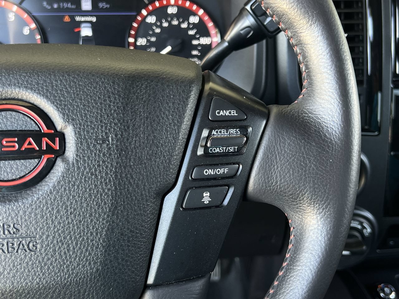 Used 2023 Nissan Titan PRO-4X w/ Pro-4x Convenience Package AWD/4WD image 13