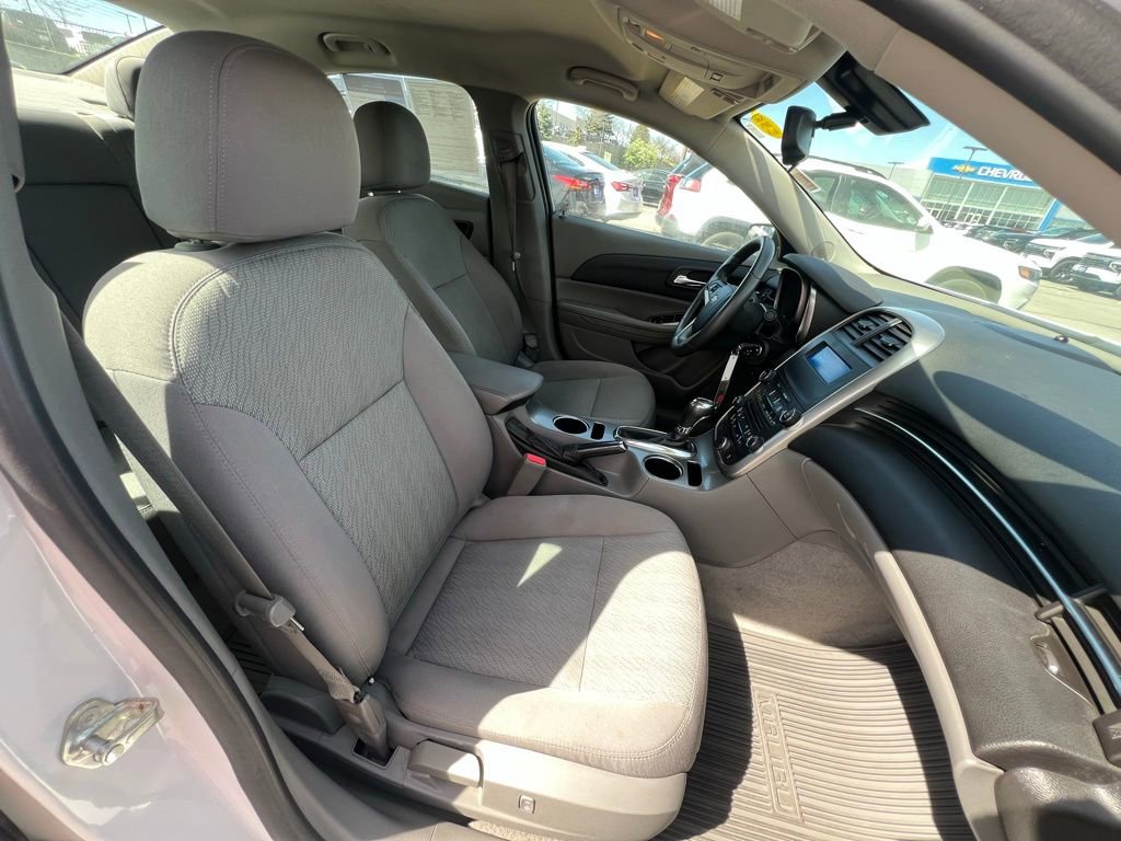 Used 2015 Chevrolet Malibu LS w/ Protection Package FWD image 26