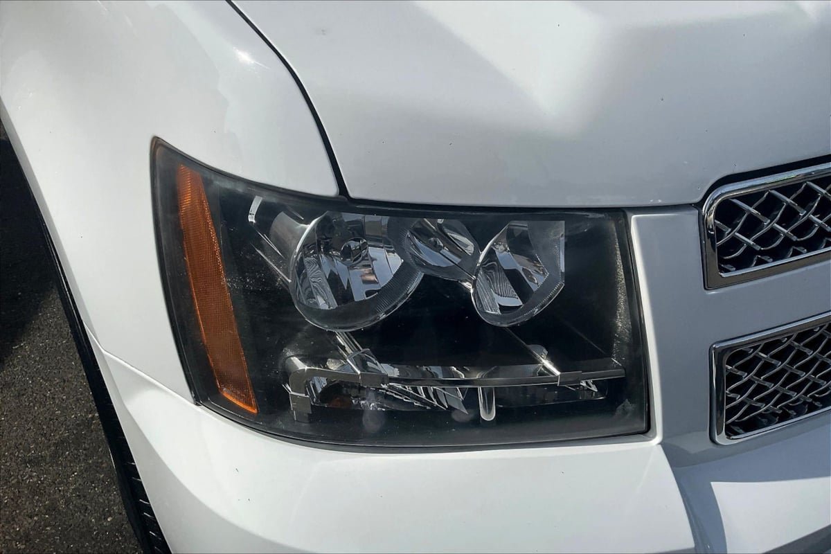 Used 2011 Chevrolet Tahoe LTZ AWD/4WD image 31