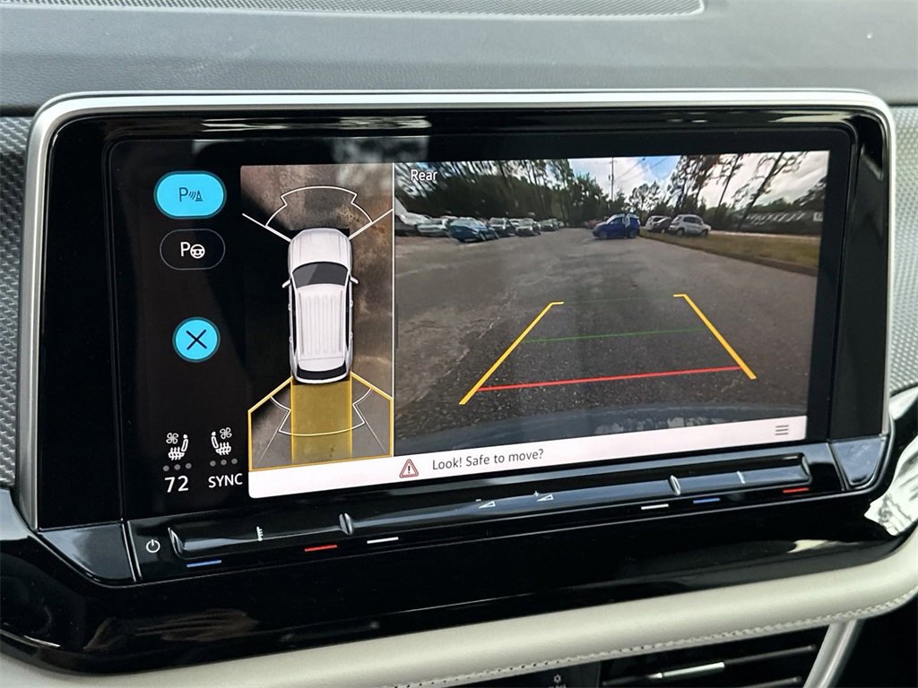 New 2025 Volkswagen Atlas Cross Sport SEL Premium R-Line image 16