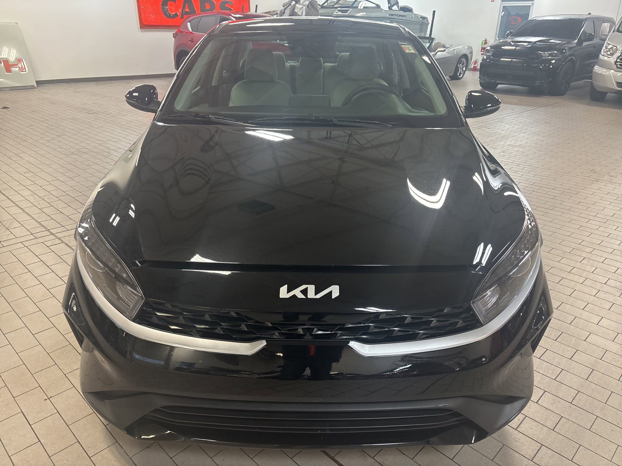 Used 2023 Kia Forte LXS w/ LXS Technology Package image 11