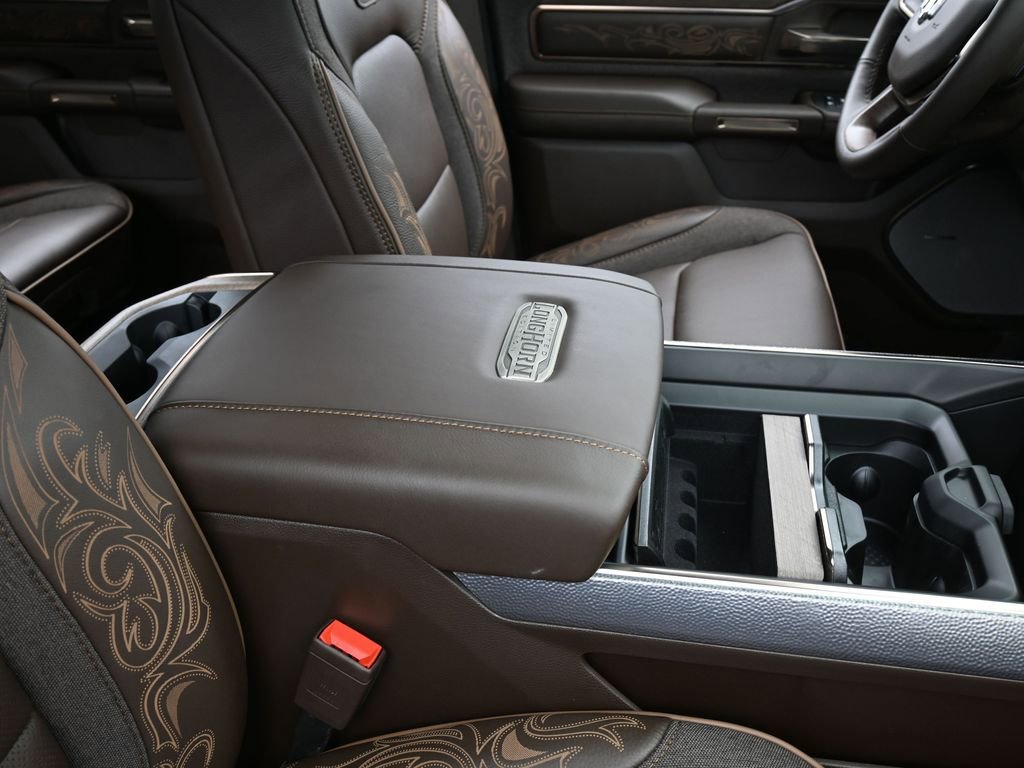 Used 2025 RAM 1500 Limited image 33