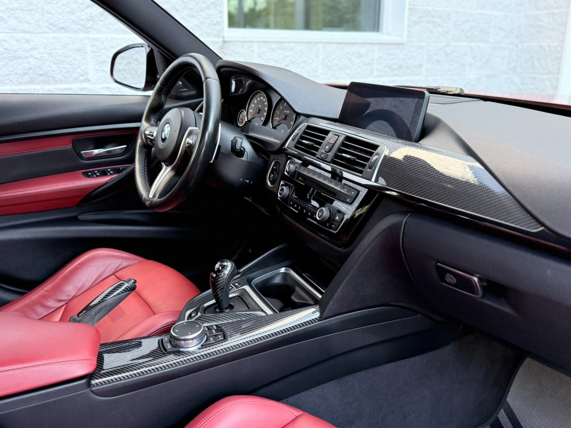 Used 2016 BMW M3 RWD image 31