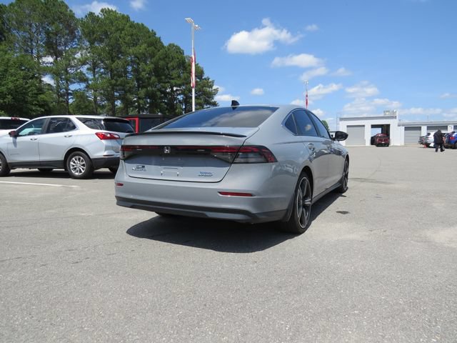 Used 2024 Honda Accord Sport image 3