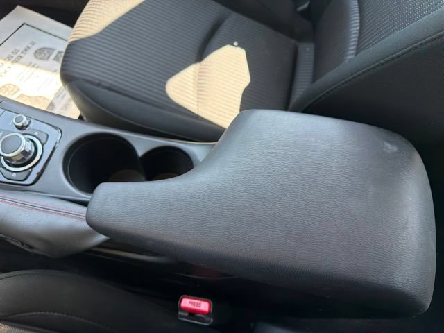 Used 2016 MAZDA MAZDA3 i Touring w/ Popular Equipment Package FWD image 30