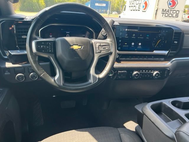 Used 2025 Chevrolet Silverado 1500 LT RWD image 15
