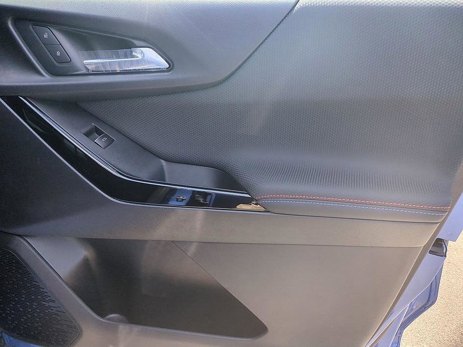New 2026 Chevrolet Equinox RS w/ Safety and Technology Package FWD image 30