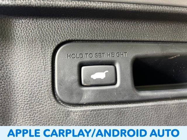 Certified 2025 Honda Pilot Touring image 14
