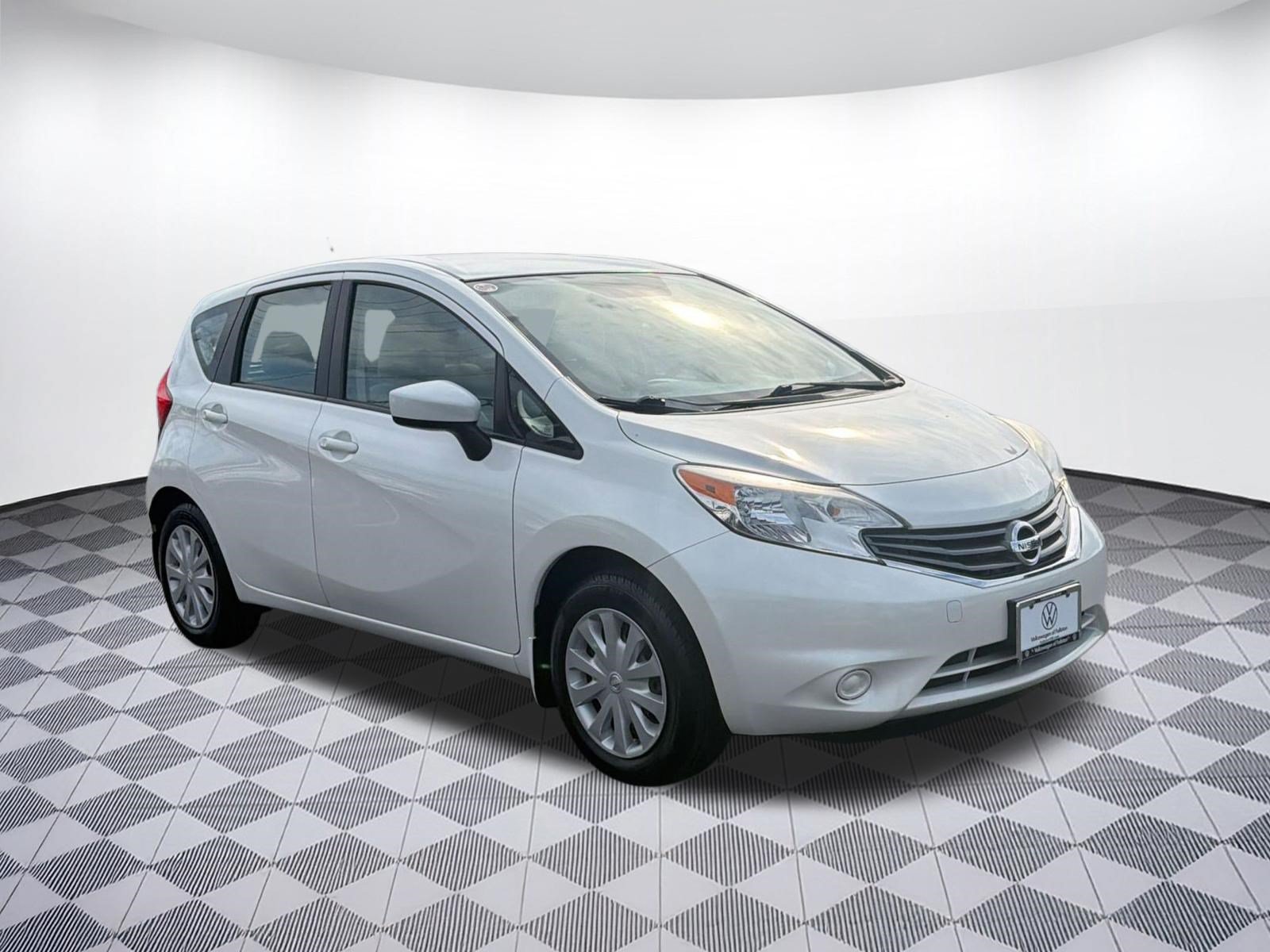 Used 2015 Nissan Versa Note SV FWD image 7
