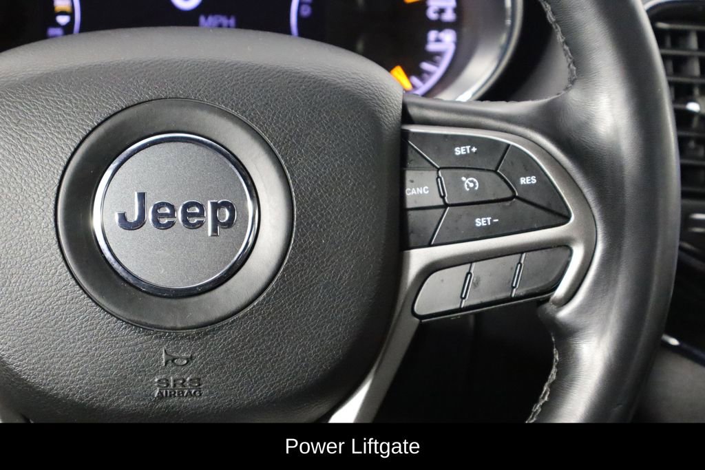 Used 2022 Jeep Grand Cherokee Limited image 10