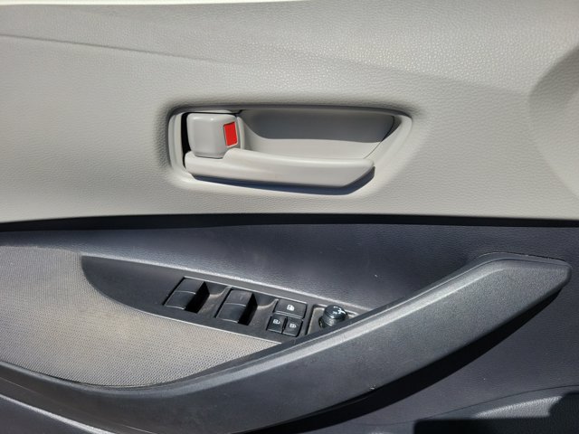 Used 2024 Toyota Corolla LE FWD image 8