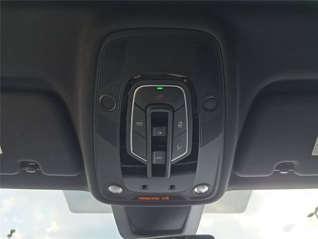 Used 2022 Audi Q8 Premium AWD/4WD image 26