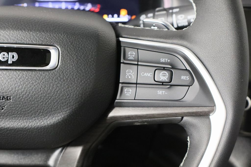 New 2026 Jeep Grand Cherokee Limited image 10