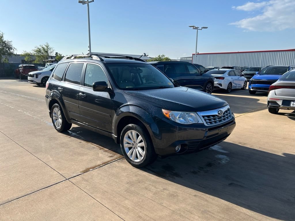 Used 2012 Subaru Forester 2.5X Limited AWD/4WD image 4