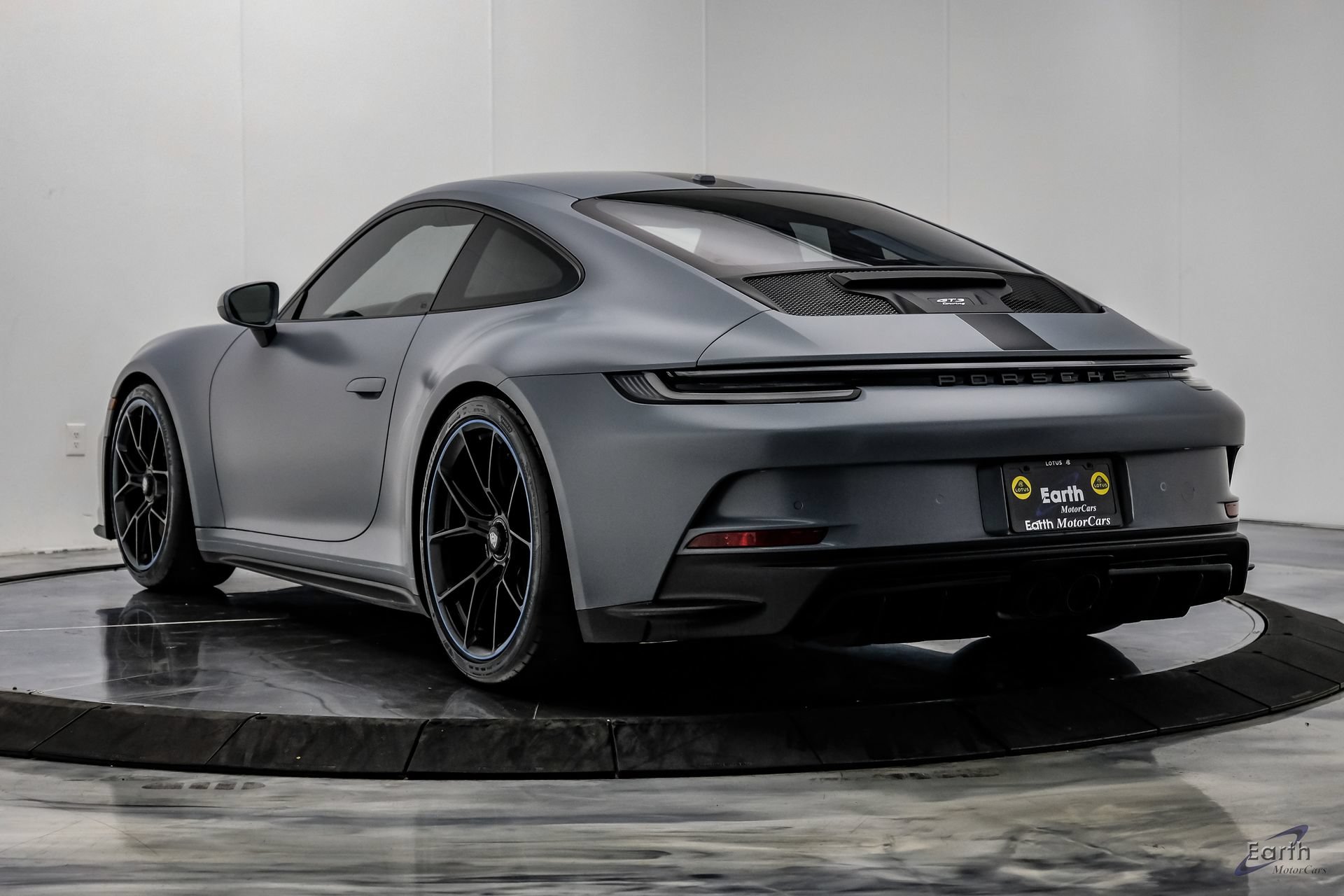 Used 2023 Porsche 911 GT3 RWD image 11