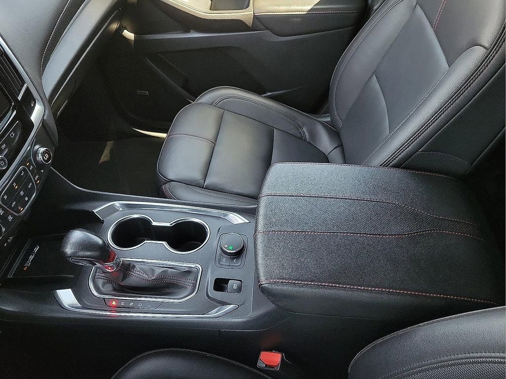 Used 2022 Chevrolet Traverse RS FWD image 20