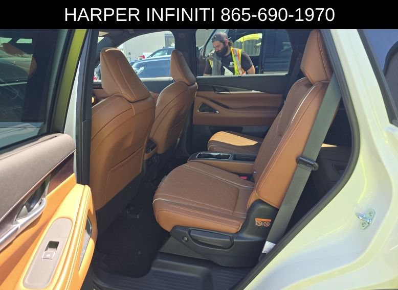 Used 2025 INFINITI QX60 Autograph w/ Cargo Package AWD/4WD image 7