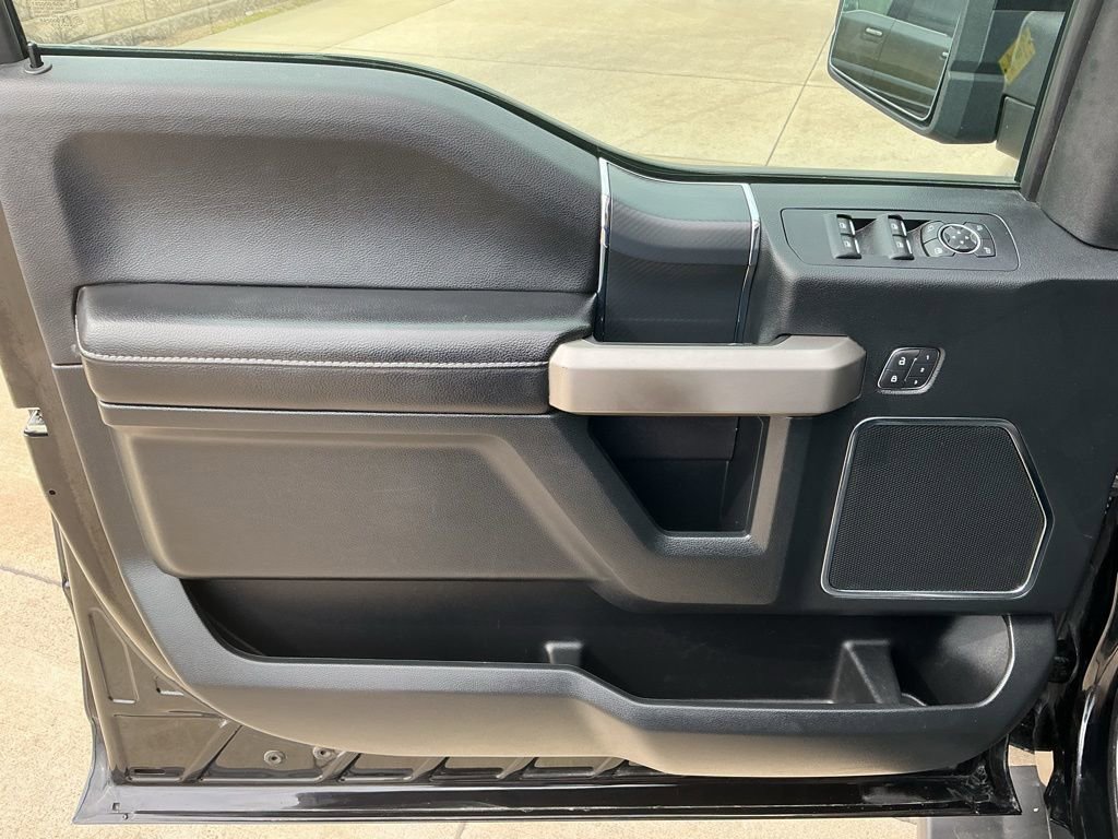 Used 2019 Ford F150 Lariat w/ Equipment Group 502A Luxury image 8